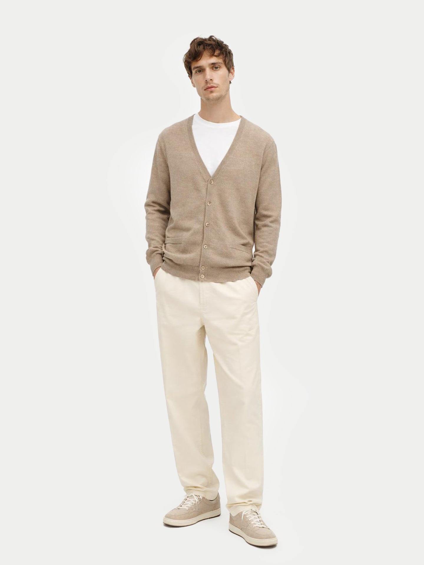 Cardigan col en V en cachemire Essential pour hommes Couleur Organique Taupe - Gobi Cashmere
