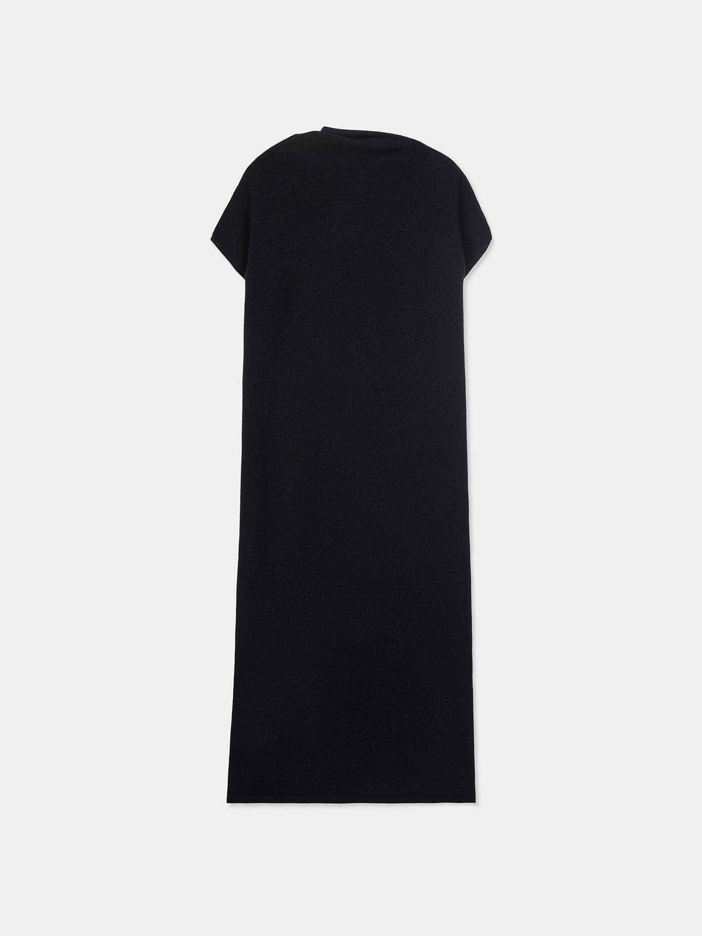 Vue de dos d'une robe noire à manches courtes arrivant sous le genou, avec un foulard noué, sur fond gris clair. #color_noir