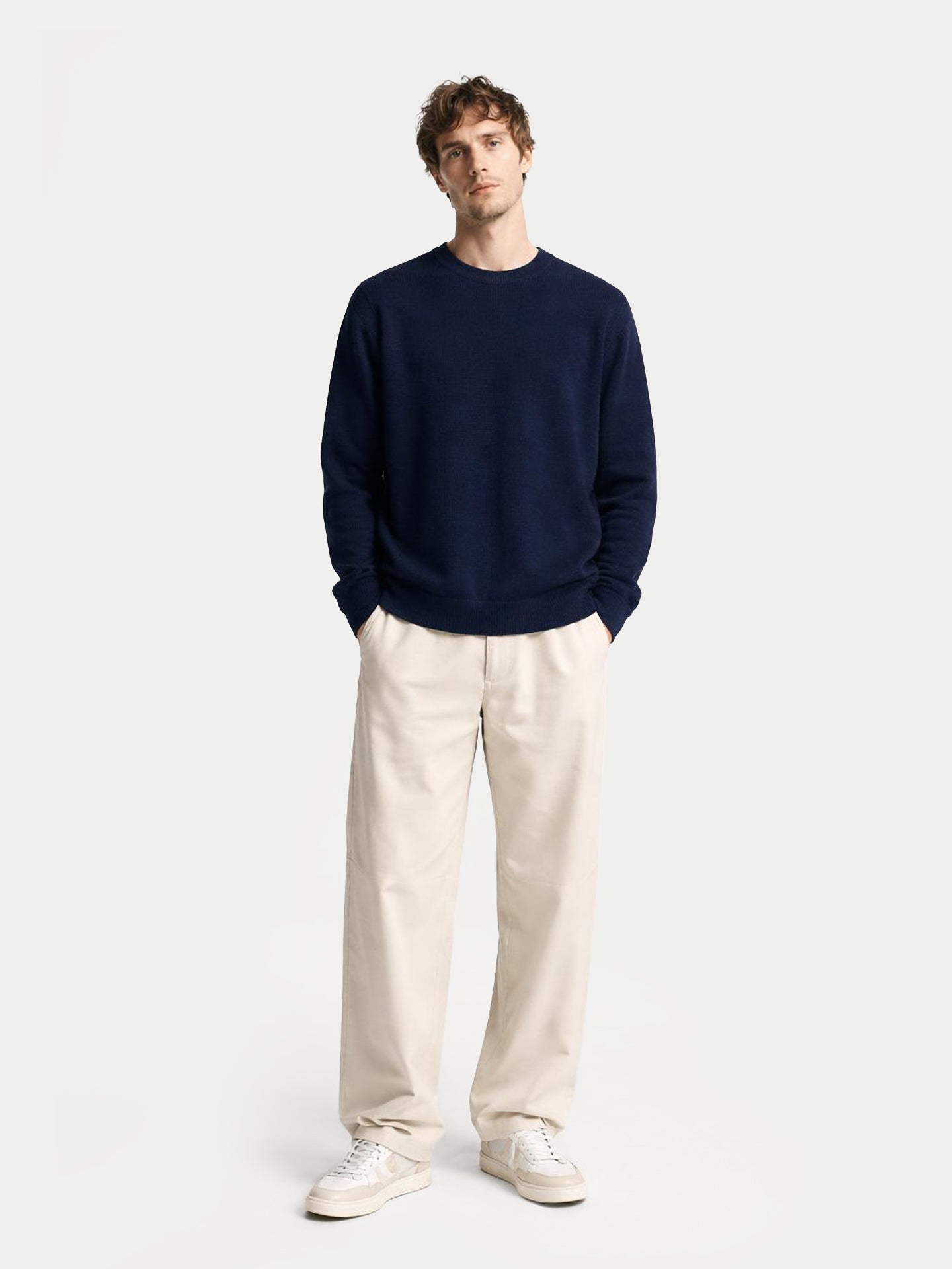 Pull col rond en cachemire Essential pour hommes