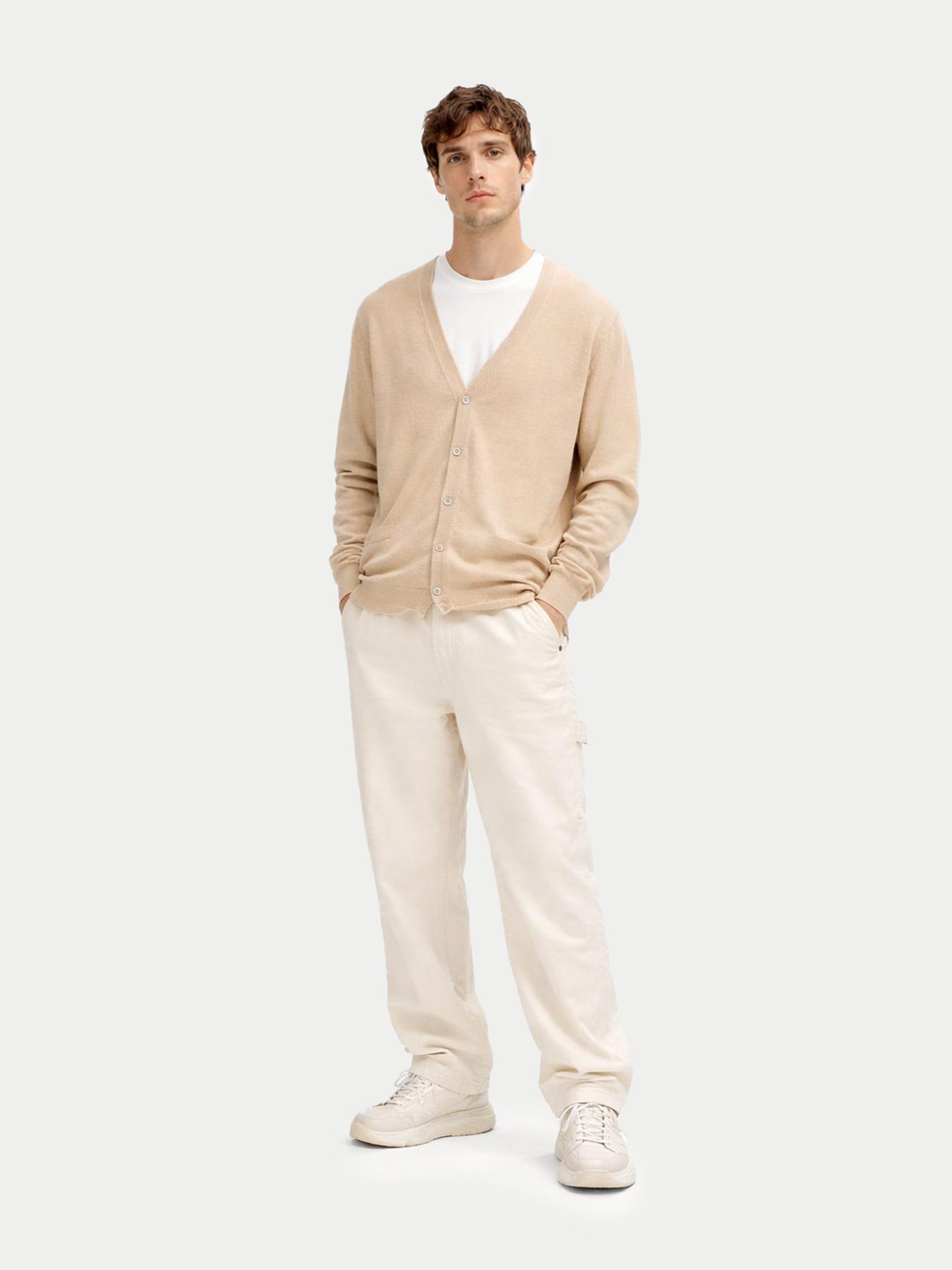 Cardigan col en V en cachemire Essential pour hommes Couleur Organique