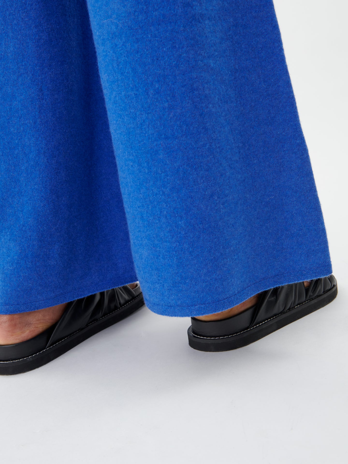 Pantalon 3D à jambes larges en cachemire marin - Gobi Cashmere