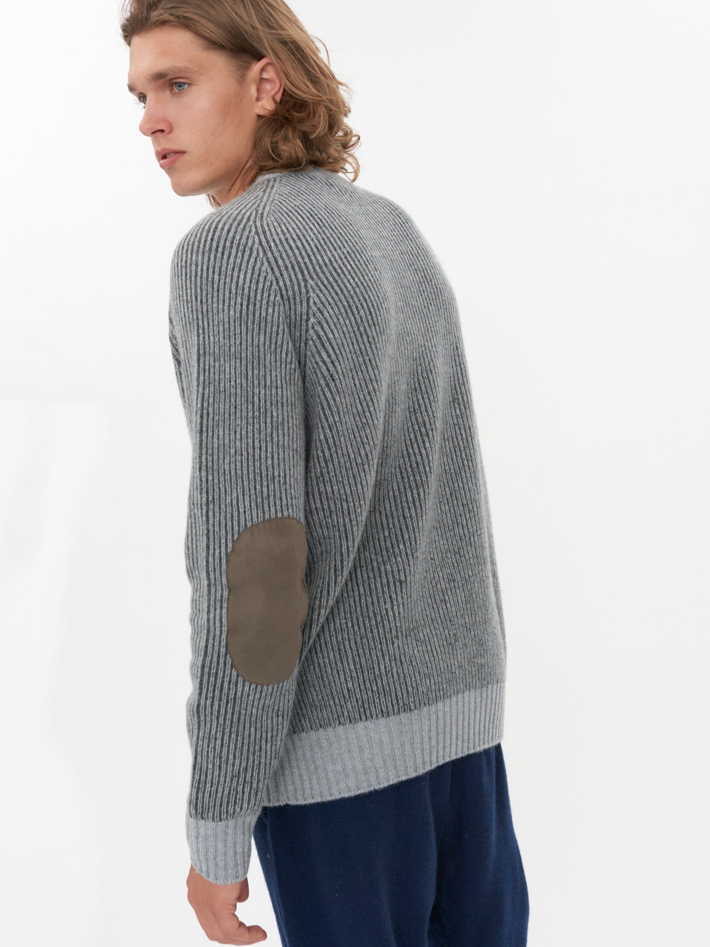 Pull à col rond en tricot côtelé gris - Gobi Cashmere