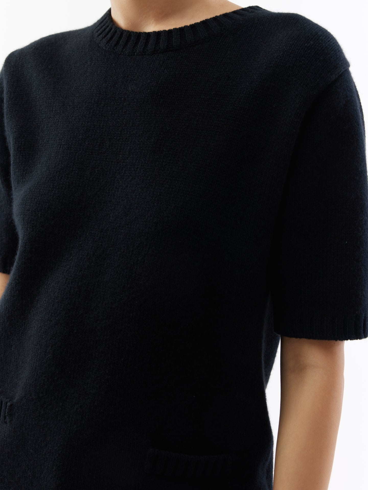 T-shirt à col en C en cachemire noir - Gobi Cashmere
